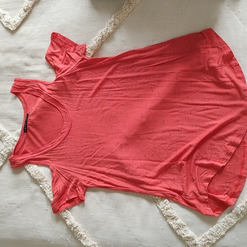 Harlowe & Graham Vibrant Top